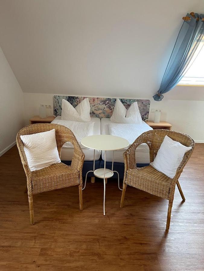 Zum Schwanen Garni Hotell Buggingen Eksteriør bilde