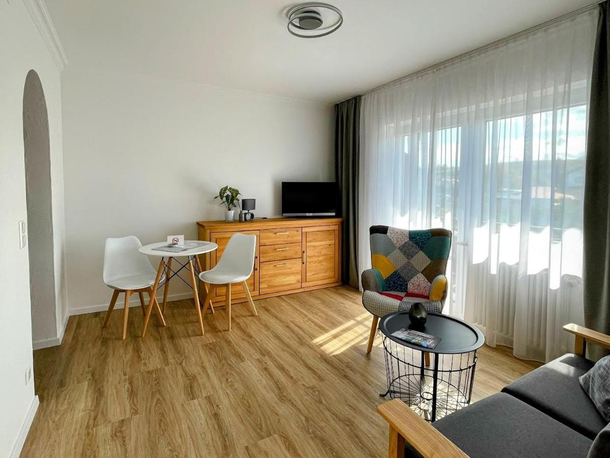 Zum Schwanen Garni Hotell Buggingen Eksteriør bilde
